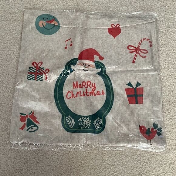 4 17x17 CHRISTMAS PILLOW COVERINGS NIP - Picture 4 of 5